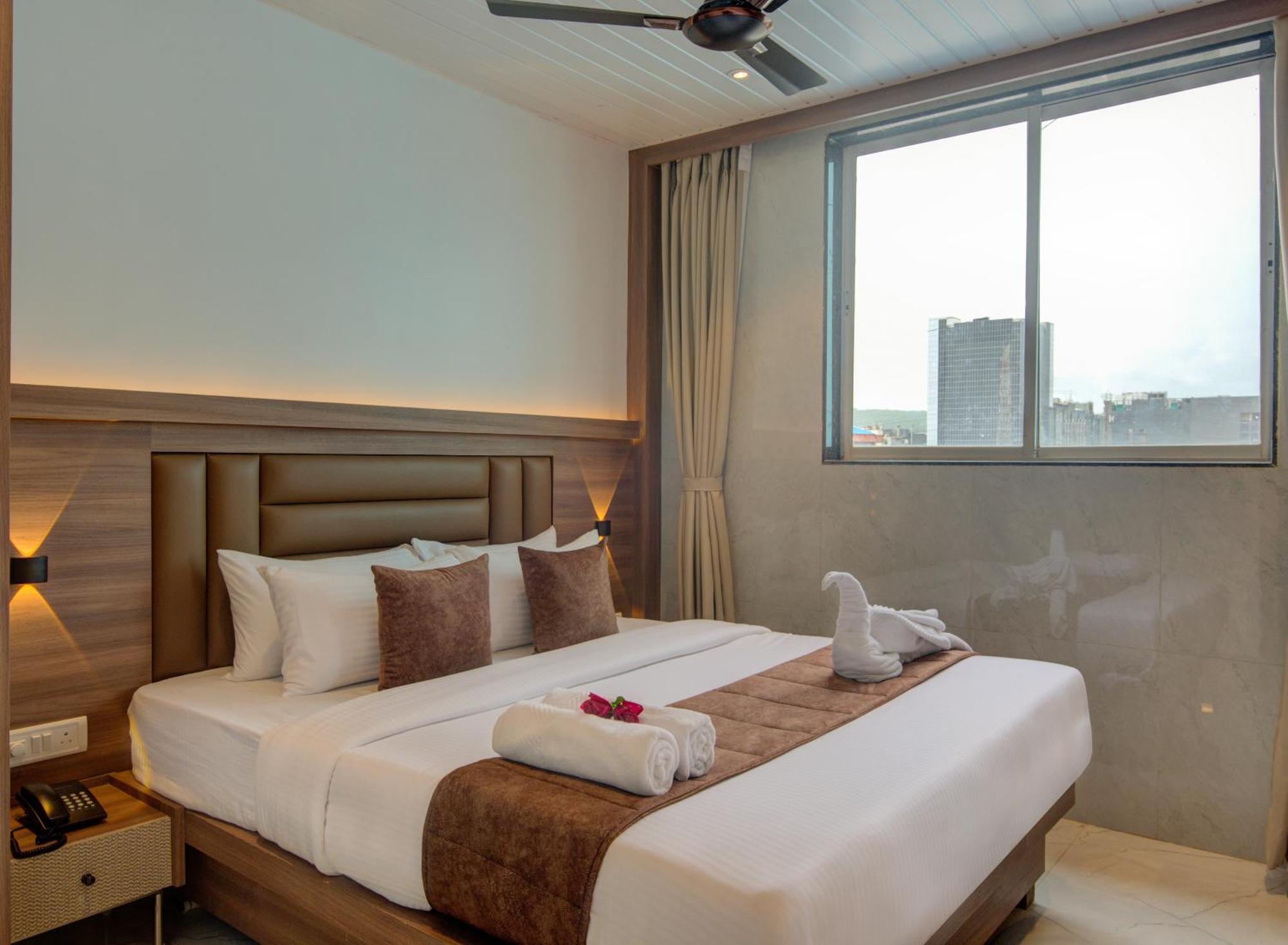 Hotel Galaxy Inn Navi Mumbai Buitenkant foto